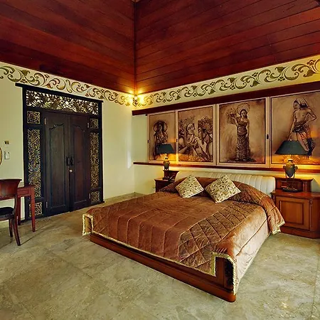 Taman Suci Suite And Villas