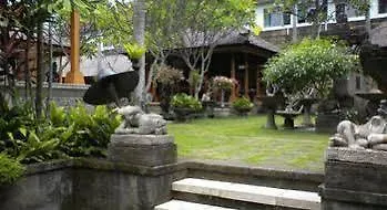 Taman Suci And 3* デンパサール